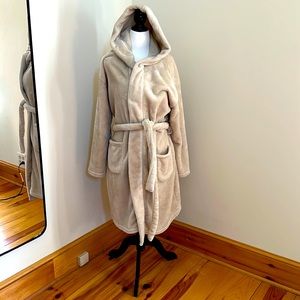 Summer Rose plush robe